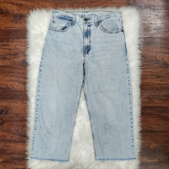 Levis Premium Light Wash Cropped Straight-Leg Jeans 27 - Picture 2 of 12